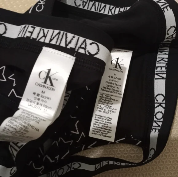 CALVIN KLEIN BRA AND MATCHING THONG SIZE M - Picture 6 of 8